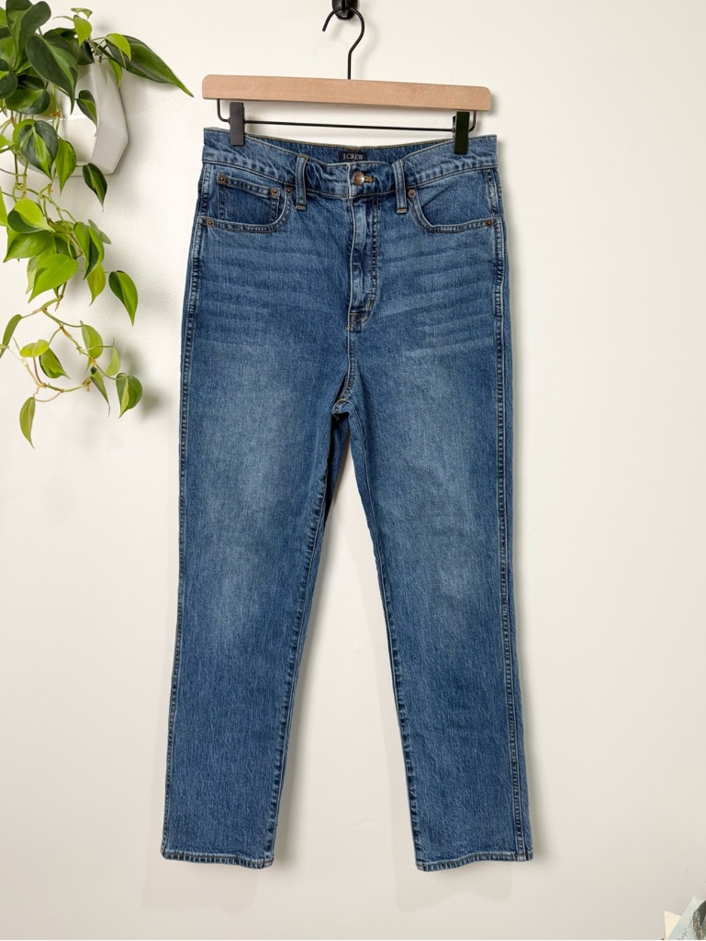 J. Crew Highโ Rise Classic Vintage Straight Leg Jeans Size 27 Medium Wash Denim